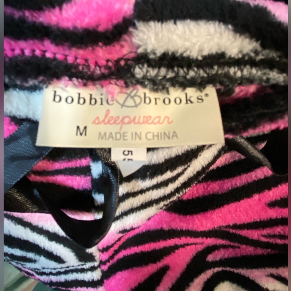 Set of 2 Women’s Plush Pajama Pants - Picture 4 of 14